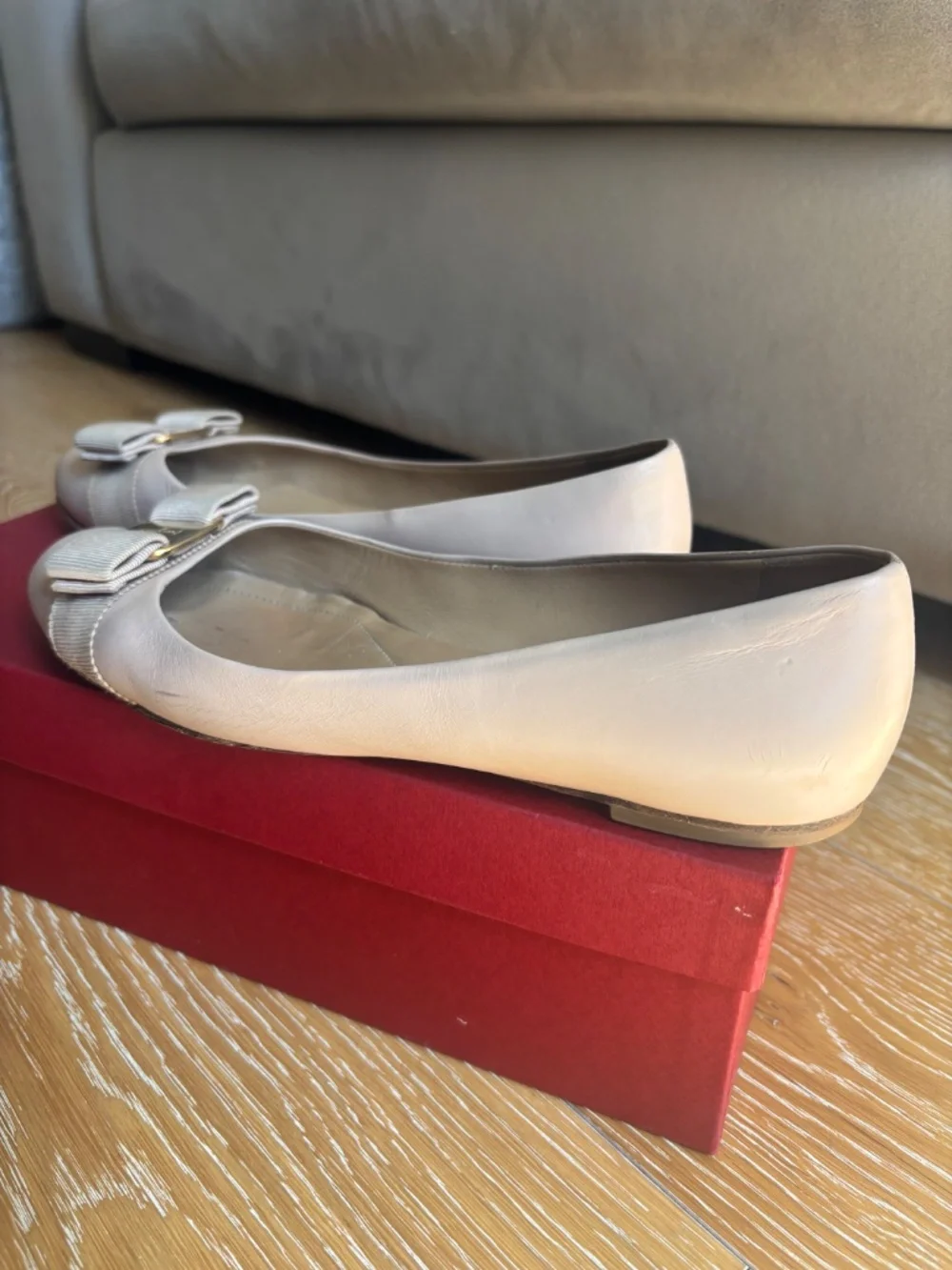 Salvatore Ferragamo Varina Nude/Tan Calf Leather Ballet Flats 37 (US 7) - Picture 6 of 12